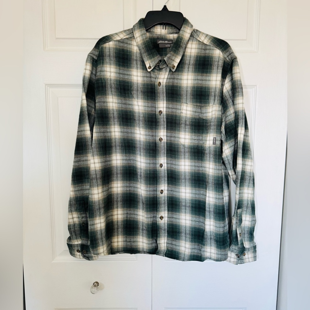 Eddie Bauer Green and White Plaid Men's Shirt